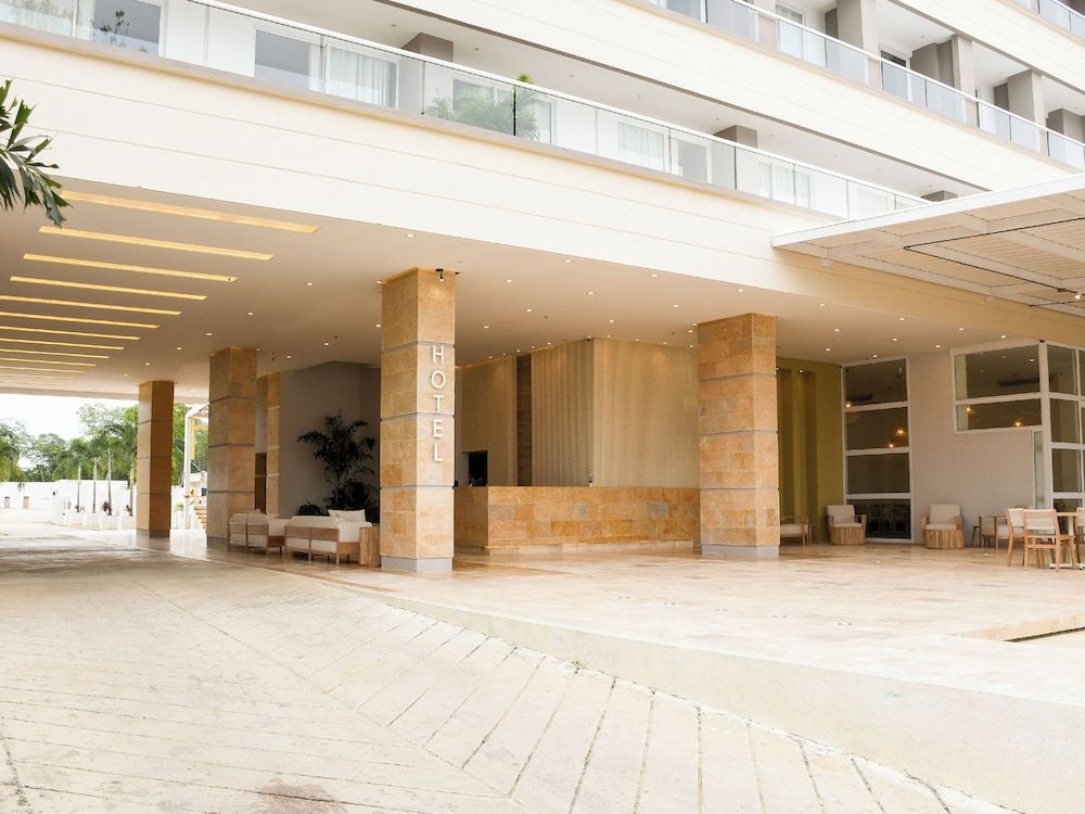 Ciela Hotel Beach Club 2