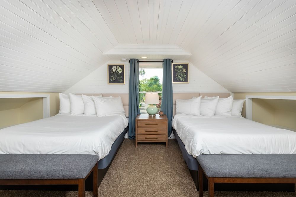 Sojourn At The Legacy Inn 2