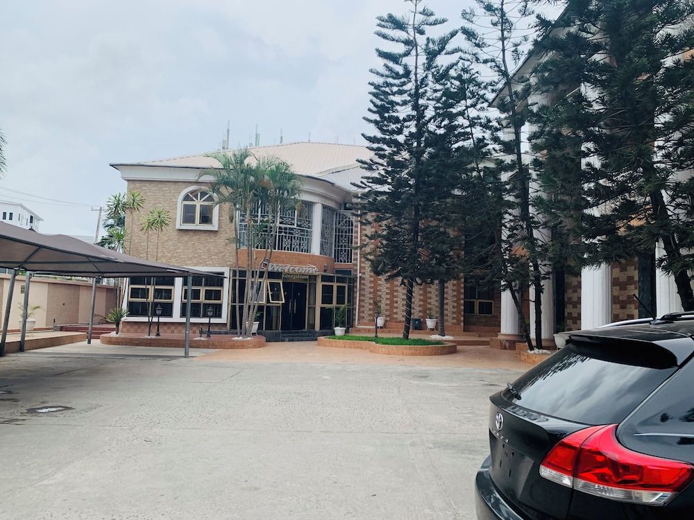 Presken Freedom Way 3 estrelas em Lekki