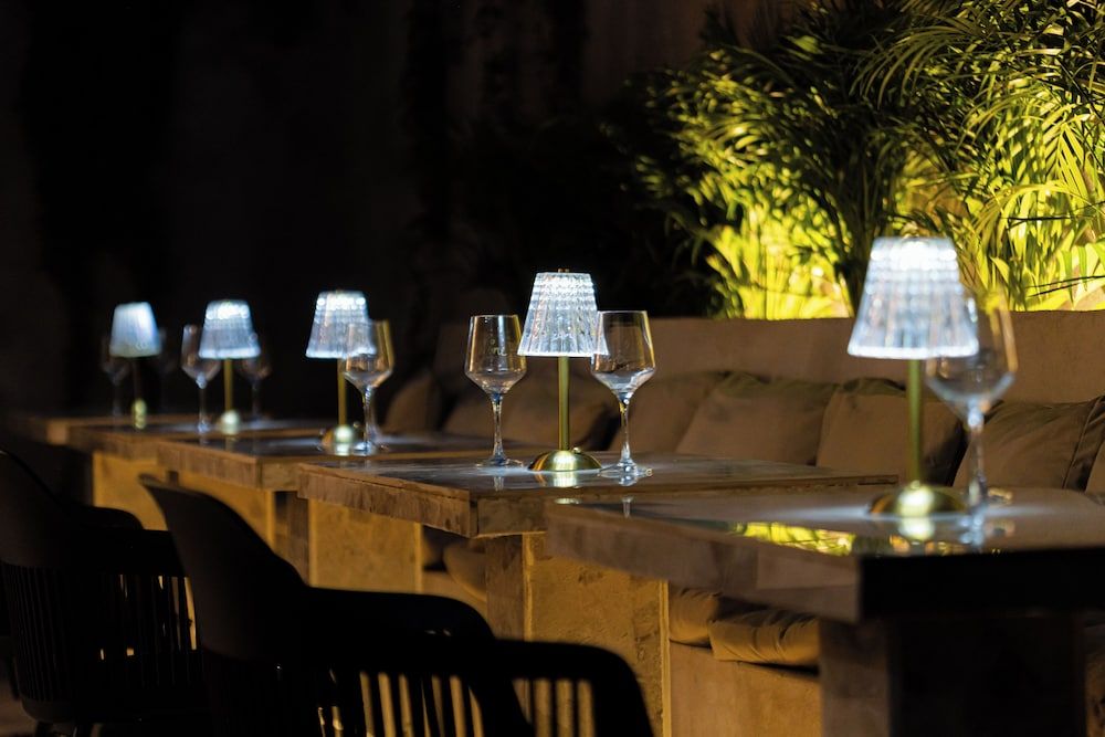 Via Porto Hotel -1 estrellas en San Salvador