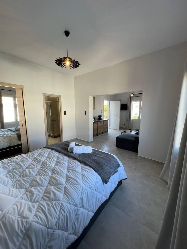 Elefsinian Mysteries Apartments 2