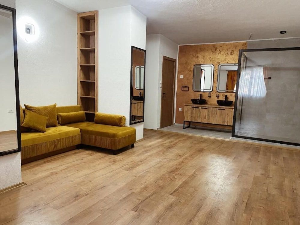 Hotel Restaurant Domestika 3