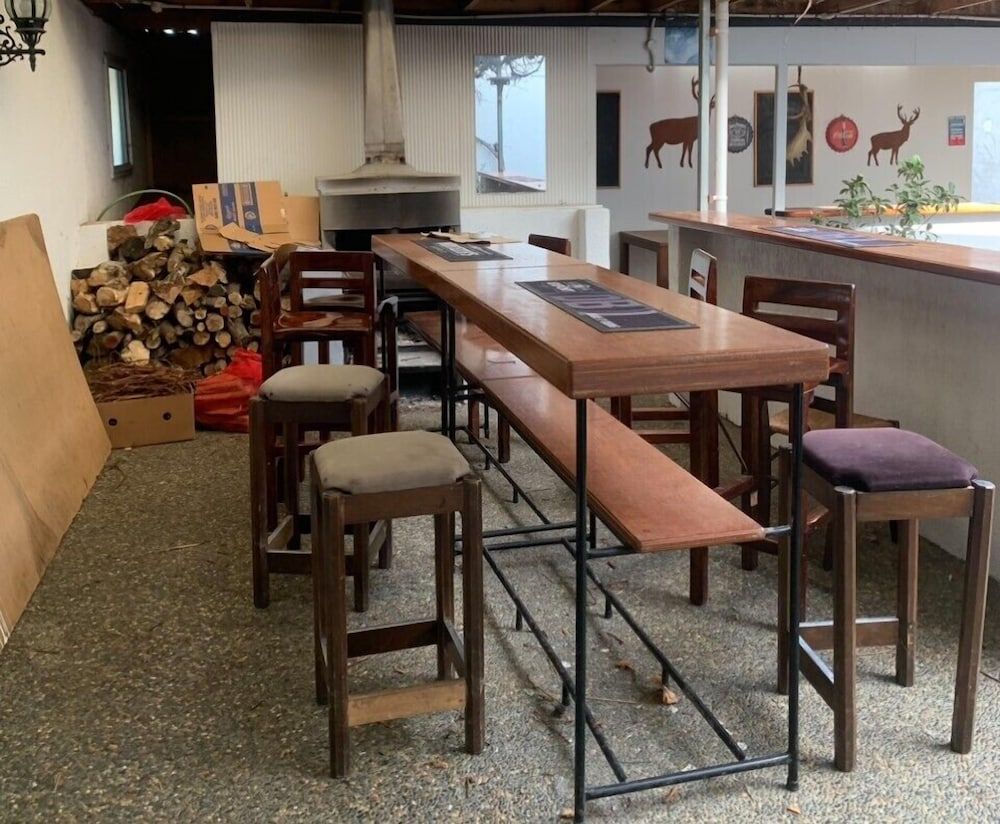 Ashhurst Deer N Duck Inn 3