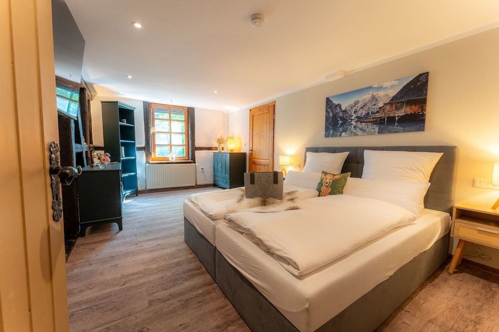 Gasthof Neuhaus -1 estrelas em Sassenburg