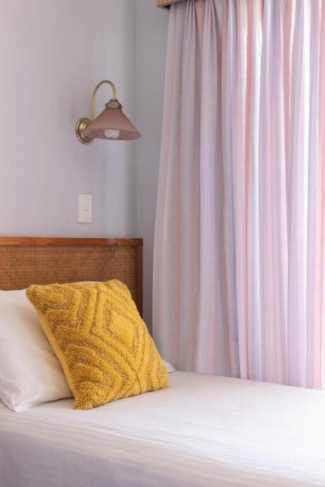 South Pacific Palms Motor Inn 3