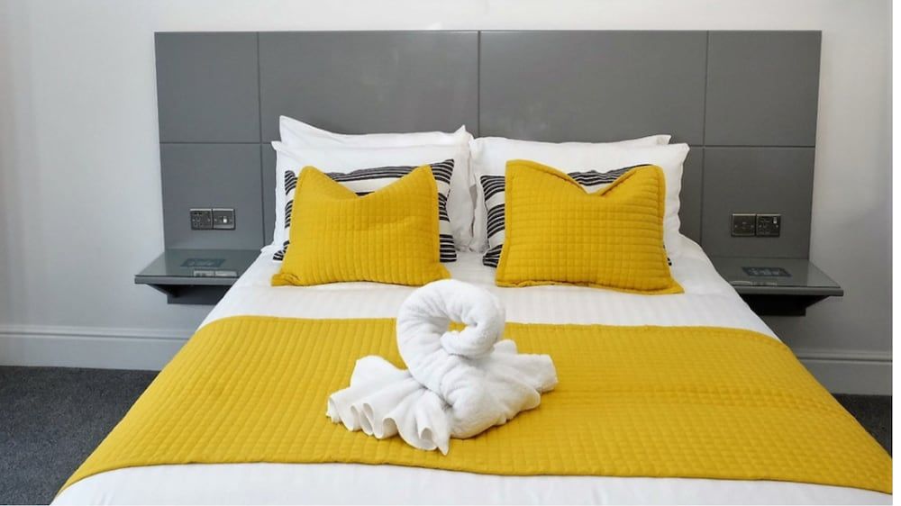 The Whitehouse Peterlee 3