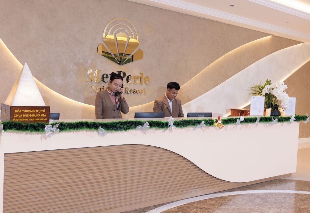 Merperle NÔøΩi Sam Resort -1 estrelas em Ấp Vĩnh Ðông