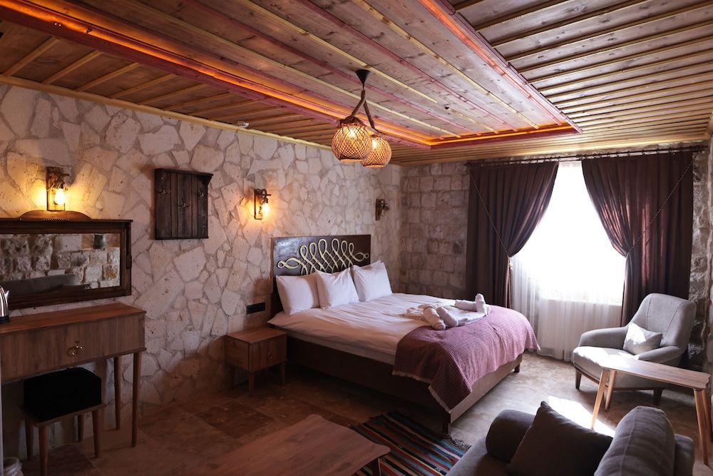 Stone Owl Otel Restaurant 3 estrelas em Üçhisar