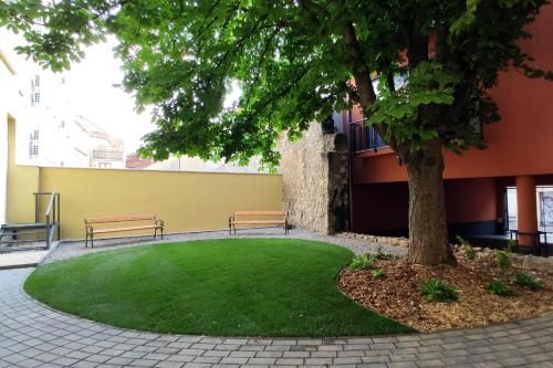 Piacsek Apartmanház 4 estrellas en Pécs