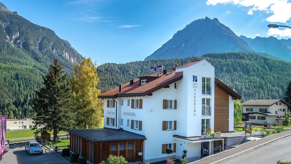 Hotel Panorama 3 estrelas em Scuol