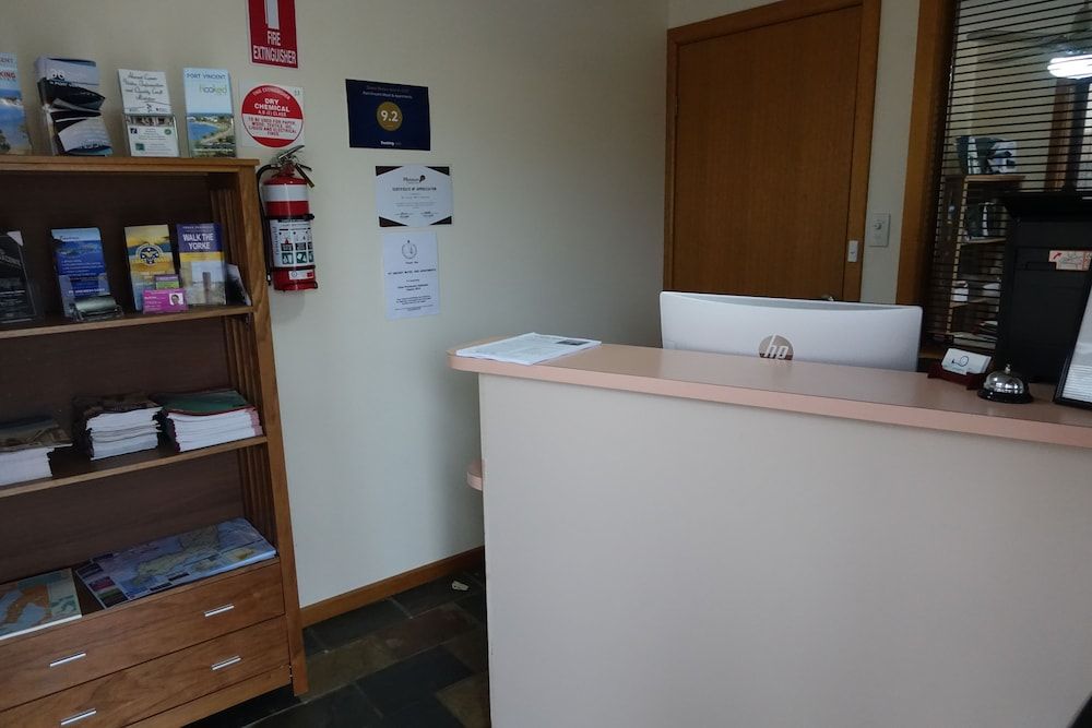 Port Vincent Motel & Apartments 2