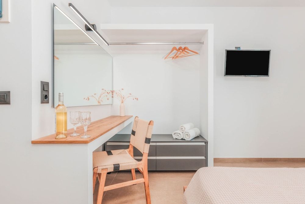 Plakakia Luxury Apartments 3