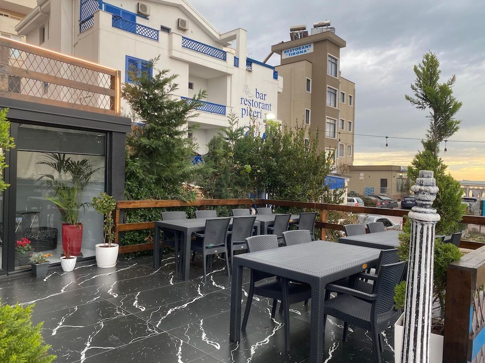 Enles Hotel -1 estrellas en Durrës