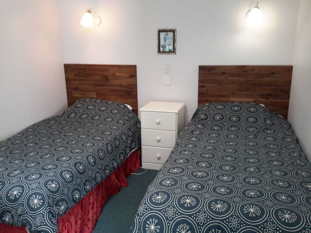 Papakura Pioneer Motor Lodge and Motel 3