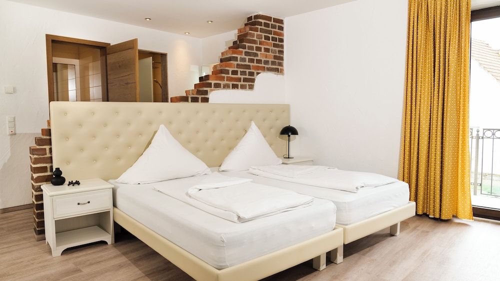 Henrys Sleeping Buttenwiesen 3