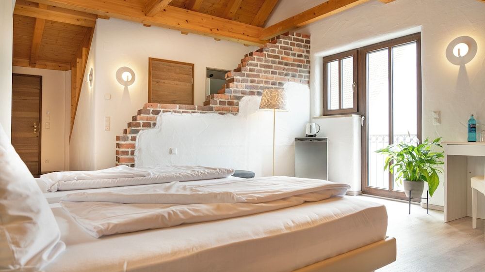 Henrys Sleeping Buttenwiesen -1 estrelas em Buttenwiesen