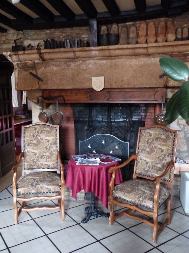 le relais 3 estrelas em Bèze