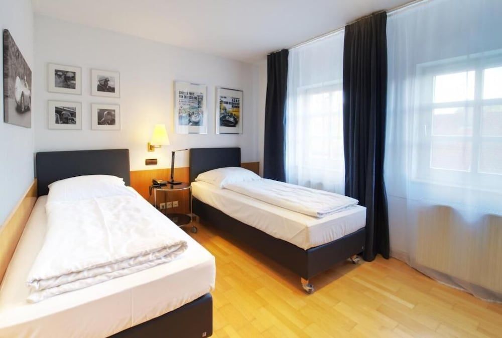 Reinhardts Garni Automobilia Hotel 3