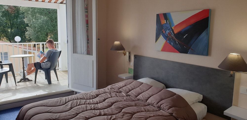 Les ChvÔøΩnes Verts 2 estrelas em Saint-Savinien