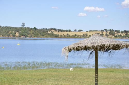 Cruceros Alqueva -1 estrelas em Cheles