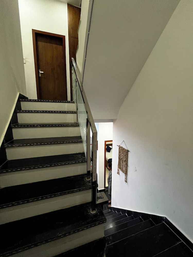 Shree Radhavallabh Palace 3