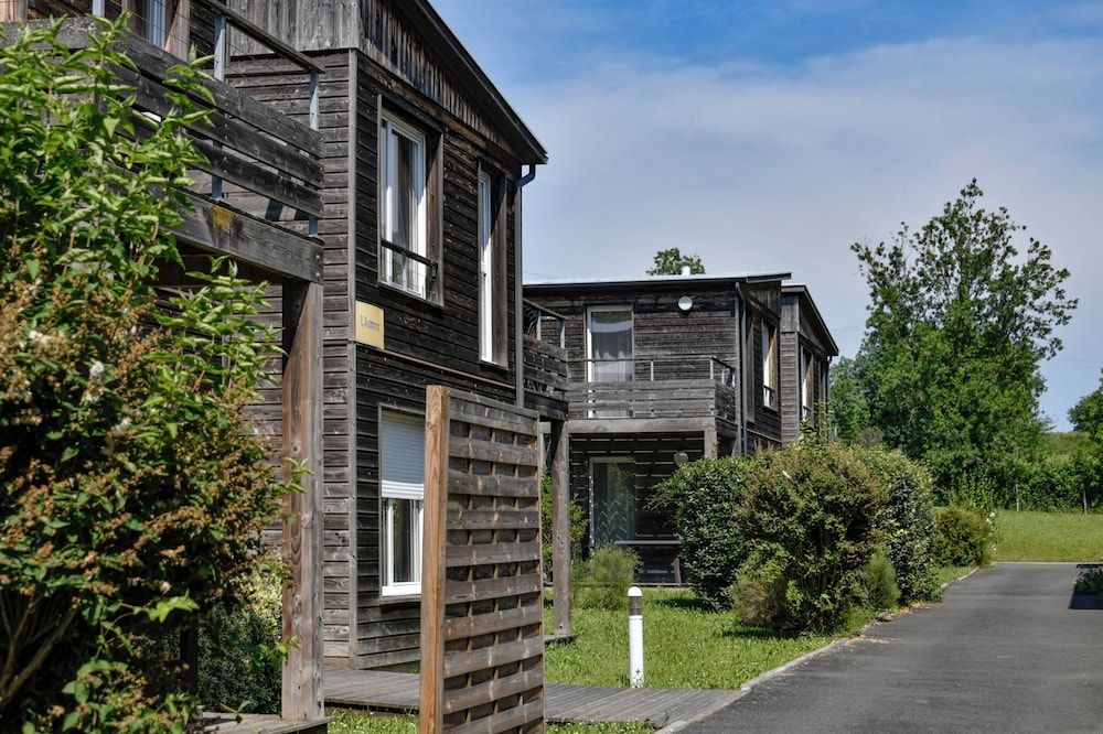 Domaine de Saint-Orens​ -1 estrelas em Montréal