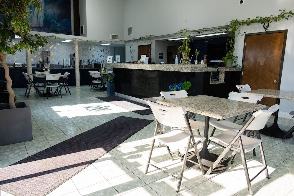 Envi Boutique Hotel Henderson-Evansville South 2