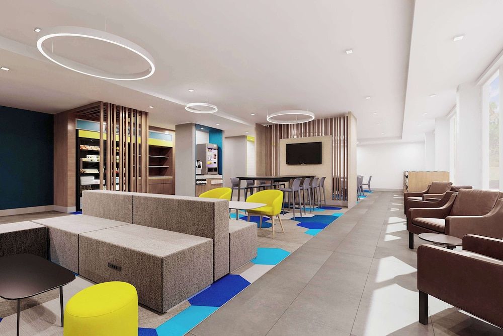 Microtel Inn & Suites By Wyndham Olive Branch 3