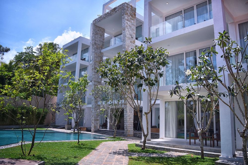 Triple O Six -1 estrellas en Mirissa