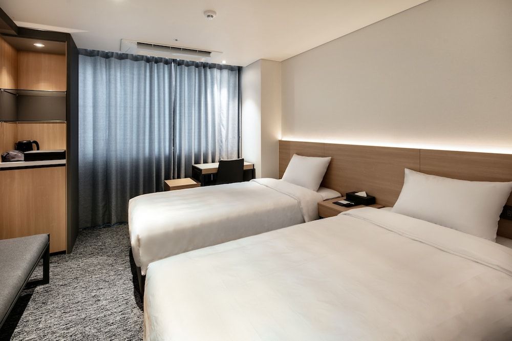 Icheon Sky Sun Hotel -1 estrelas em Icheon