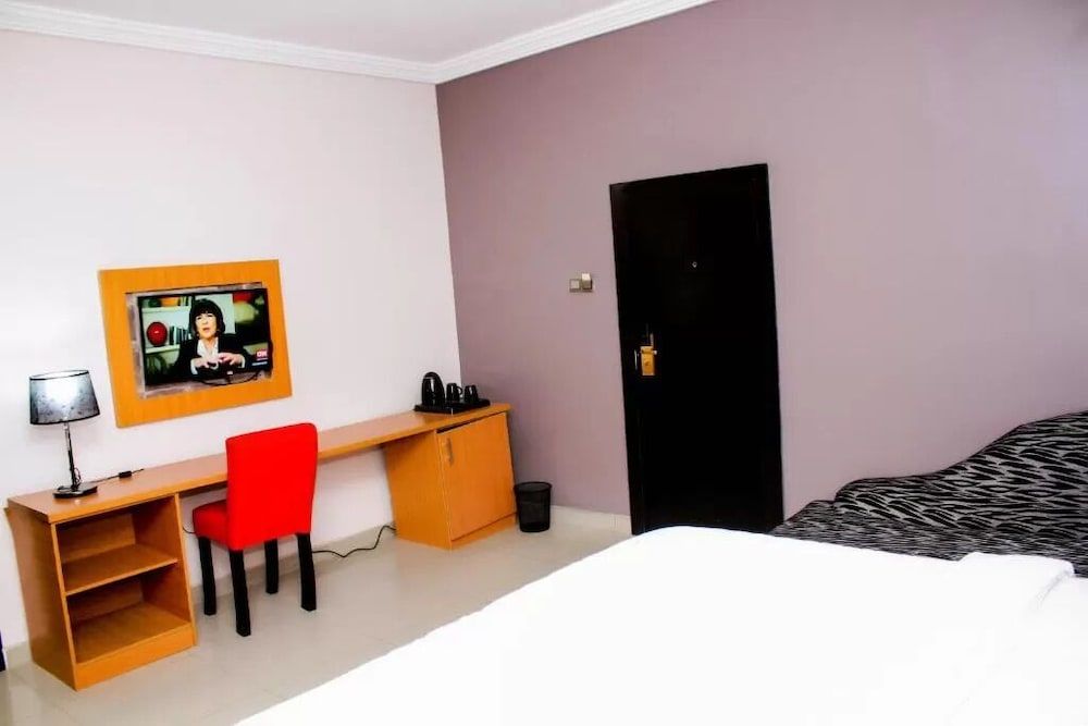 Shamrock Manor The Residence Benin City 3