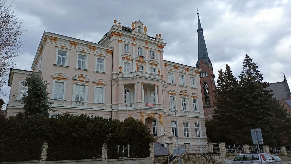 MVA House Teplice -1 stelle a Teplice