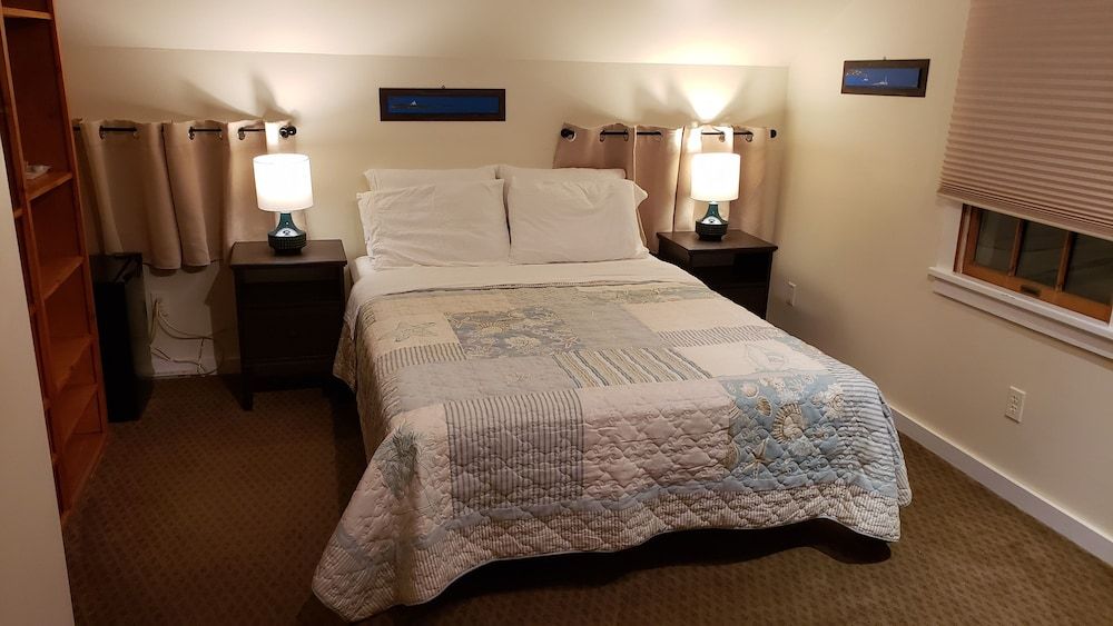 Come As You Are Inn 3