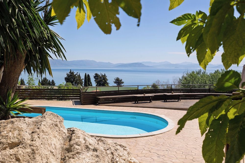 The Summit Escape -1 étoiles à Achílleion