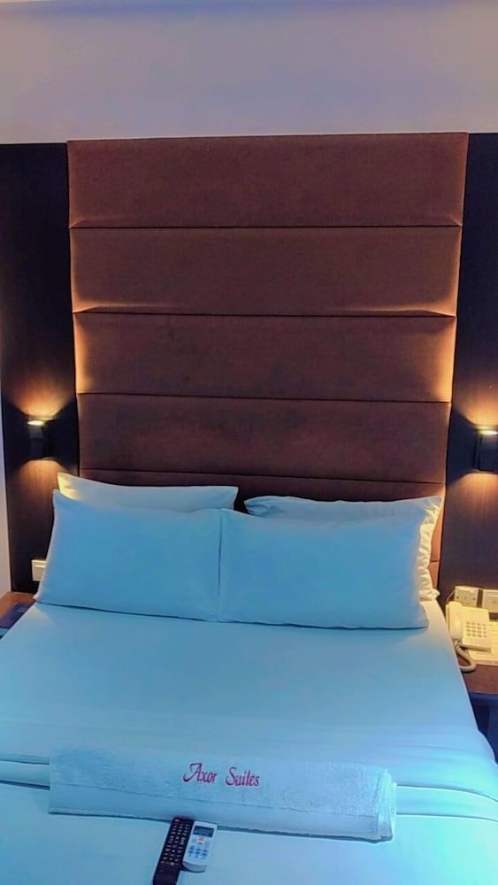 Axor Hotel &Suites 3