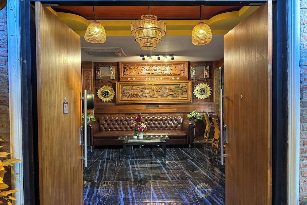 Chiangmai Lanna & Modern Loft Hotel By Zuzu 3