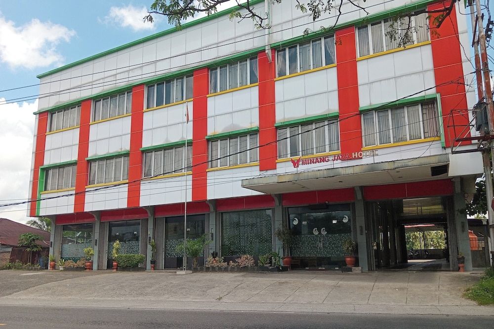 Minang Jaya Hotel Syariah 3 estrelas em Lubukalung
