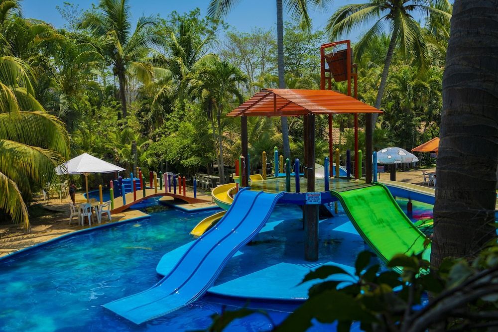 Balneario Y CabaÔøΩas Isis 2 estrelas em La Huerta