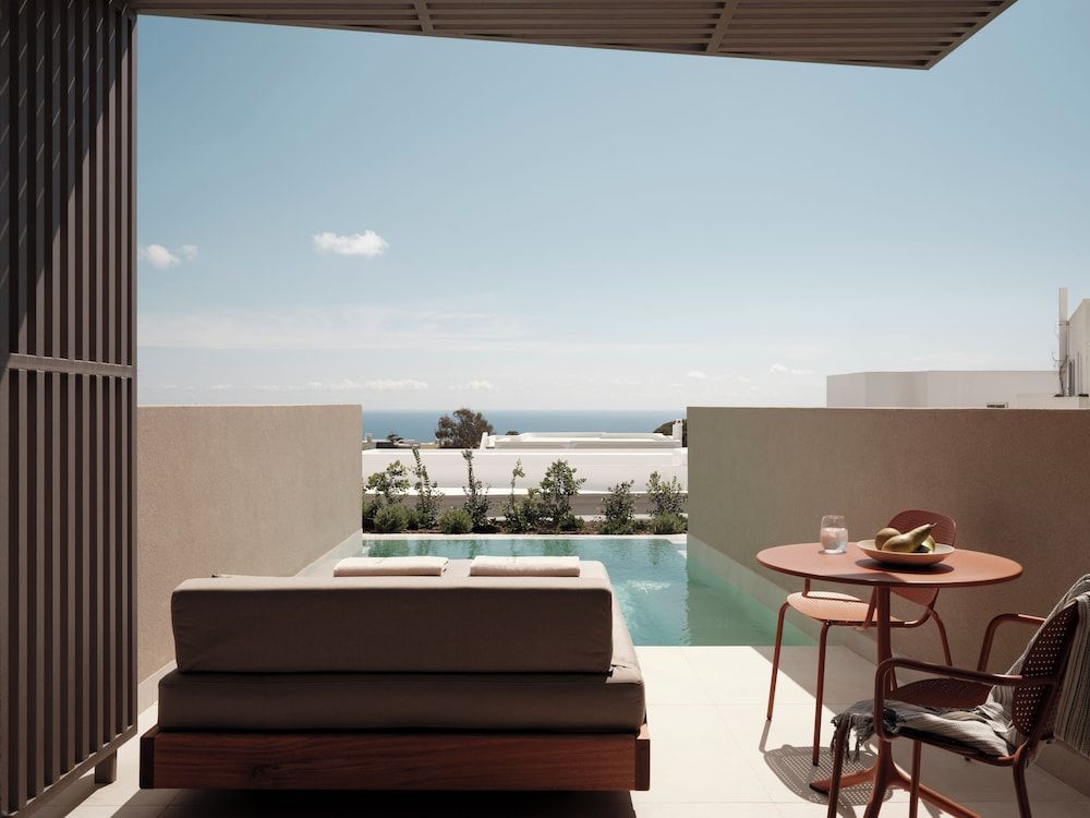 Enarma Suites & Spa Wellness Retreat 5 estrelas em Megalokhori