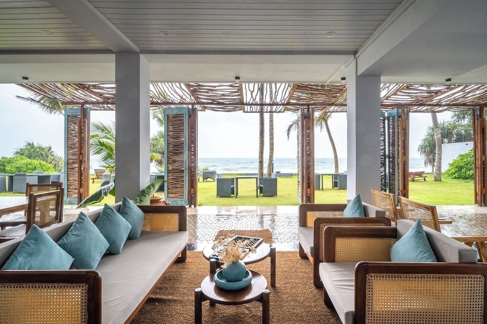 MOI Induruwa by DBI 4 estrellas en Induruwa