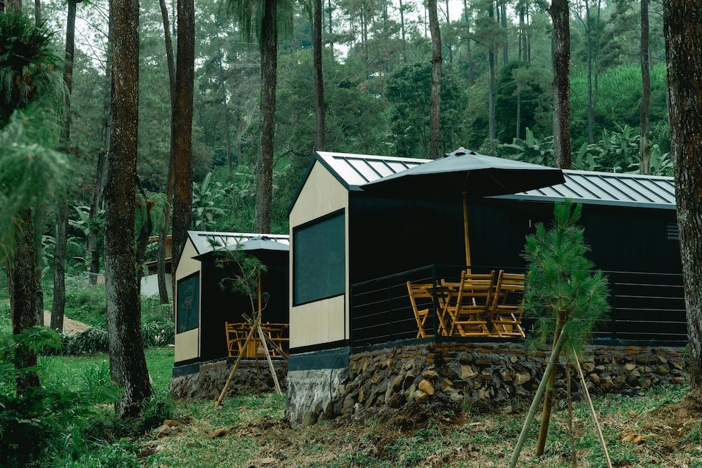 Bobocabin Pacet Mojokerto -1 stelle a Claket