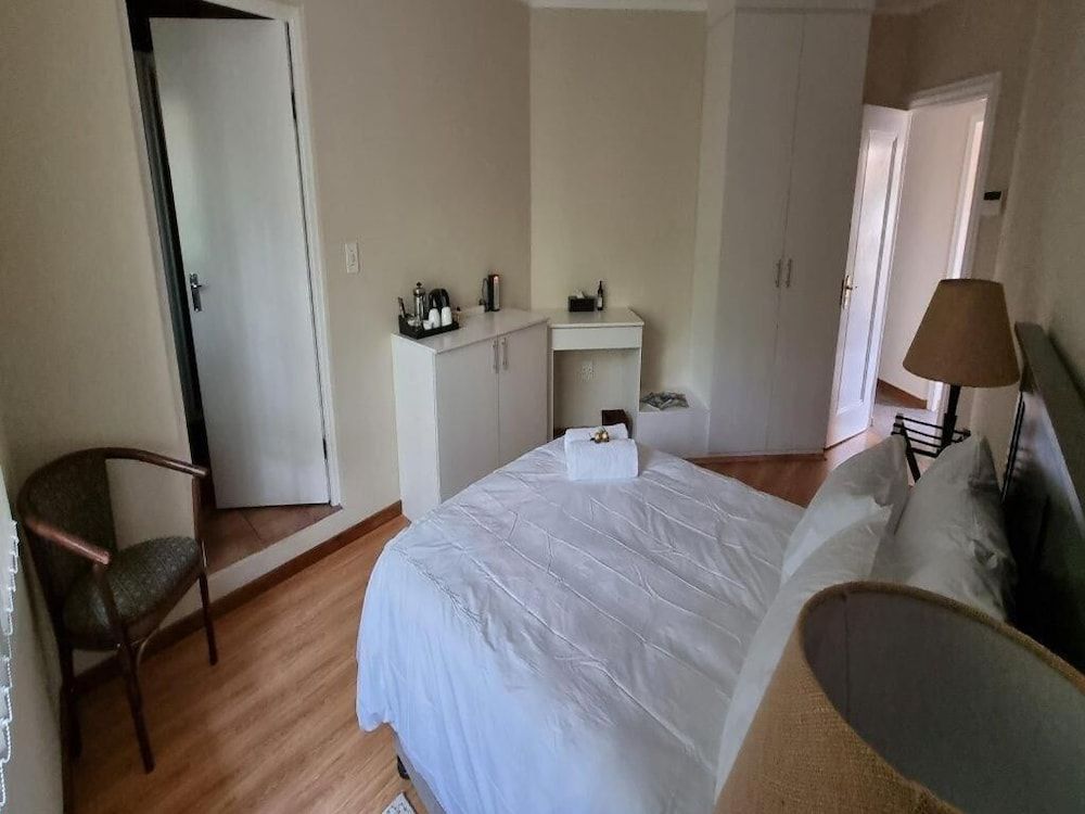 Cussonia Country Home -1 estrelas em Tierpoort