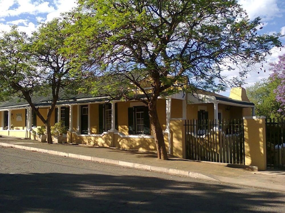 Trackers Inn -1 estrellas en Graaff-Reinet