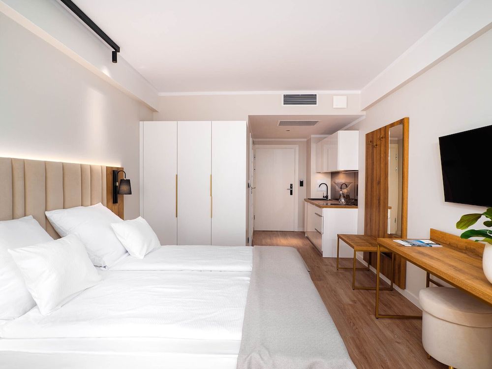 Resort Kra L Plaza Spa Wellness 2