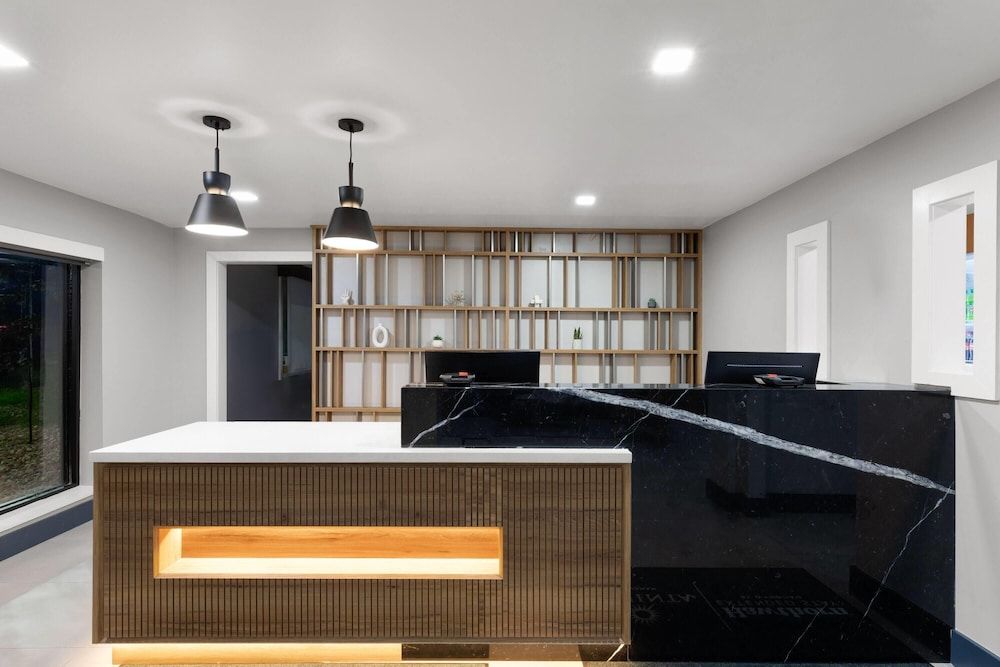 Hawthorn Extended Stay By Wyndham Springdale 2