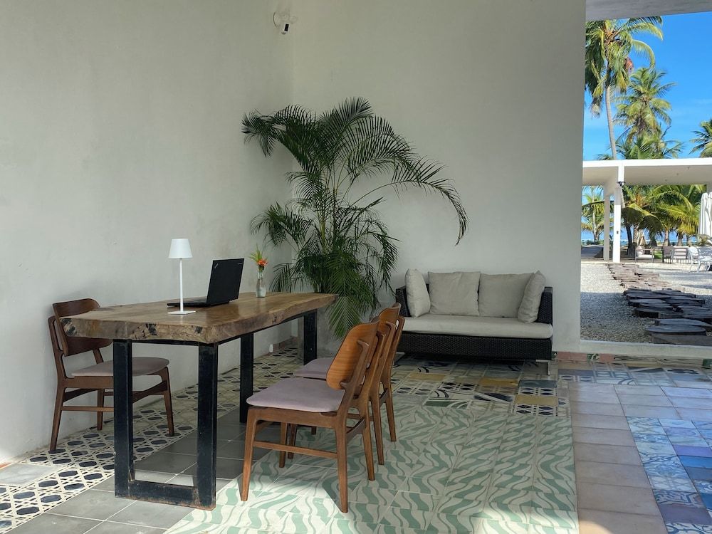 The Palm Bay Club Lodge 2