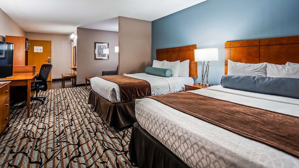 Best Western Plus Blaine at the National Sports Center 3