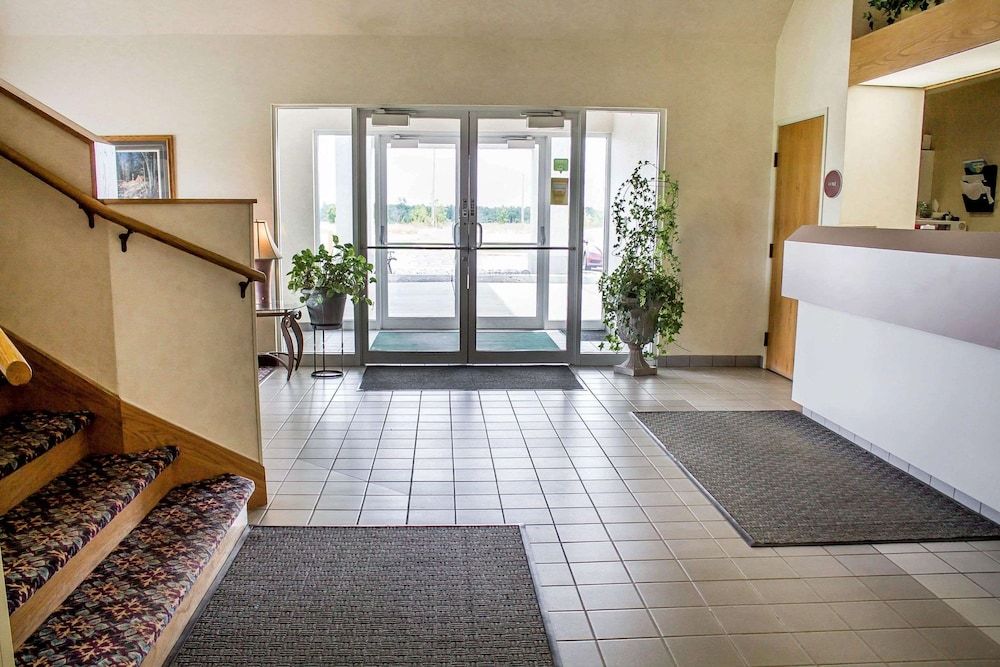 Rodeway Inn Abbotsford 2