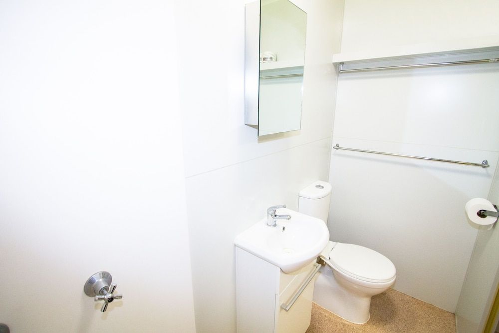 AAOK Lakes Resort & Caravan Park 3