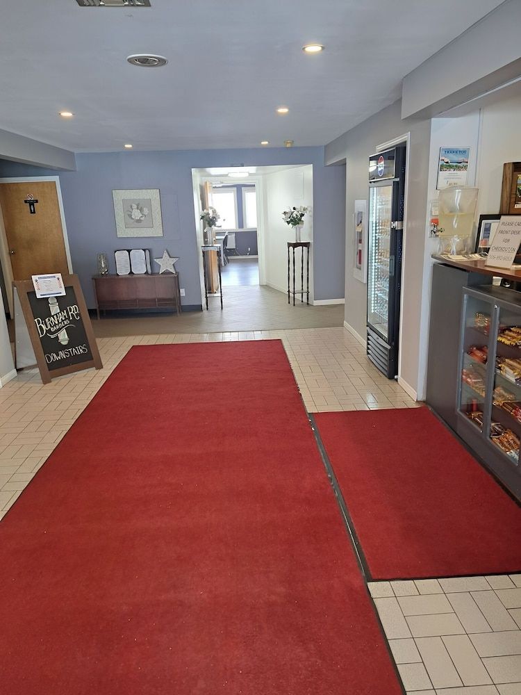 Ramada by Wyndham Florenceville 3